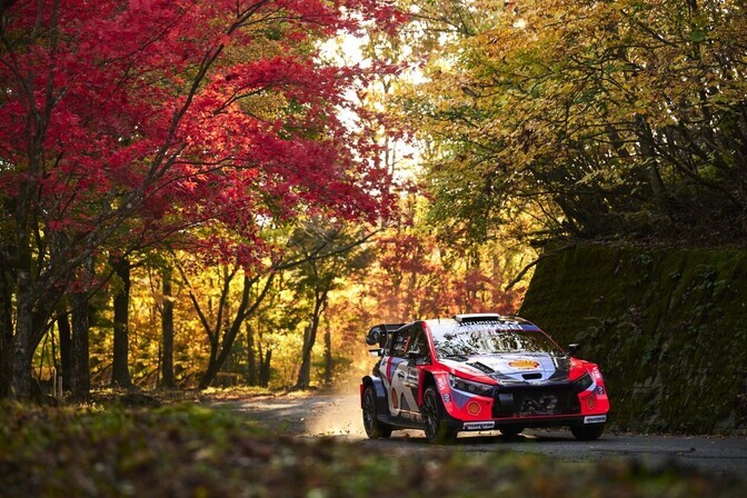 Toyotal on Jaapanis Ogier' vedamisel kolmikjuhtimine, Tänak kuues | Autoralli