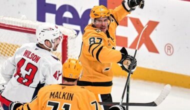 VIDEO | Vanameister Crosby on alustanud hooaega teravalt | Jäähoki