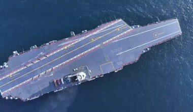 Hiina võttis teenistusse uue lennukikandja | Välismaa