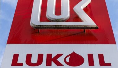 Bulgaaria võtab Lukoili rafineerimistehase riigi kontrolli alla | Välismaa