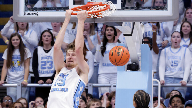 Veesaar hiilgas pealtpanekutega ja aitas North Carolina võiduni | Korvpall