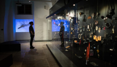 Galerii: tarbekunsti- ja disainimuuseumis avati Kadri Mälgu ülevaatenäitus | Kunst