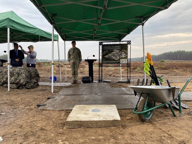 Leedu laenas EIB-lt 300 miljonit kaitse tugevdamiseks | Välismaa