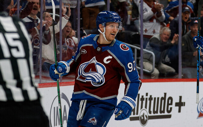 Avalanche'i kapten viskas üle kolme aasta värava | Jäähoki