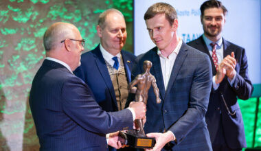 Aasta põllumeheks valiti Tartumaa mesinik Taavi Tull | Majandus