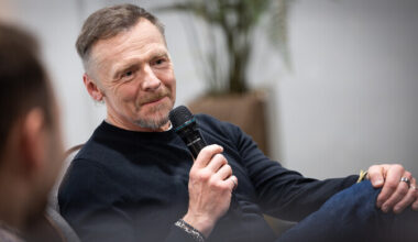 Simon Pegg võitlusest depressiooni ja alkoholismiga: ma ei tahtnud surra | Ringvaade