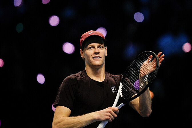 Tiitlikaitsja Sinner jõudis kolmandat aastat järjest Torinos finaali | Tennis