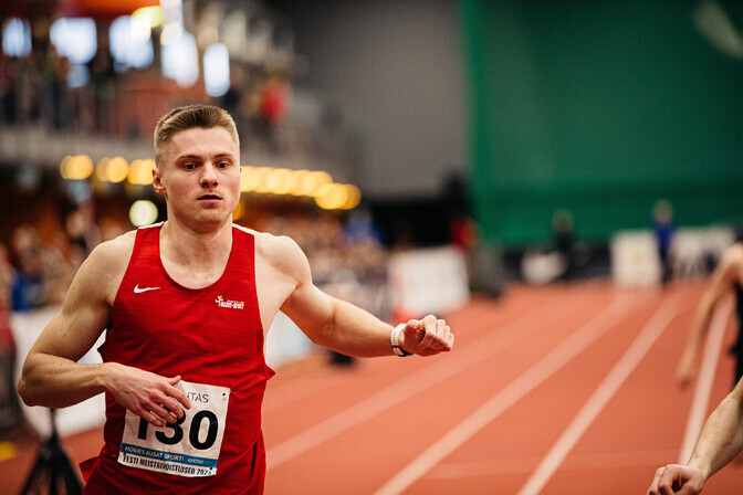 Visnap sprintis kurtide olümpial poolfinaali | Parasport