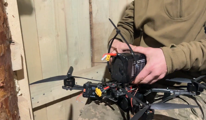 ERR Ukrainas: sõjaväelased tõrjuvad aktiivselt vaenlase luure- ja ründedroone | Välismaa