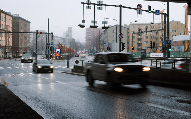 Riik on tagastanud välismaale müüdud sõidukite eest üle miljoni euro registreerimistasu | Eesti