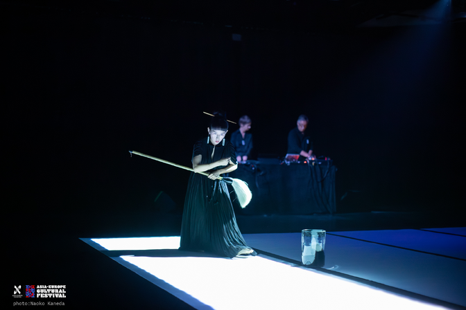 Aasia sõnatu teatri festival täidab Tallinna ja Tartu tantsu- ja teatrikunstiga | Teater