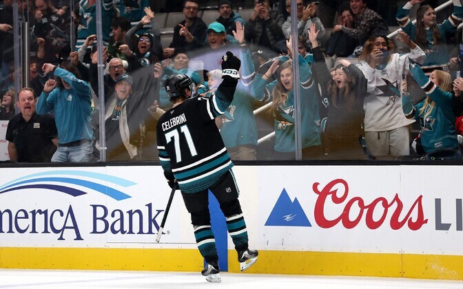 NHL: Kübaratriki teinud Celebrini kordas Gretzky ja Crosby saavutust | Jäähoki