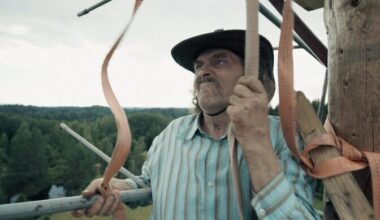 Arvustus. Düstoopilised tornid keset hingelabürinte | Film