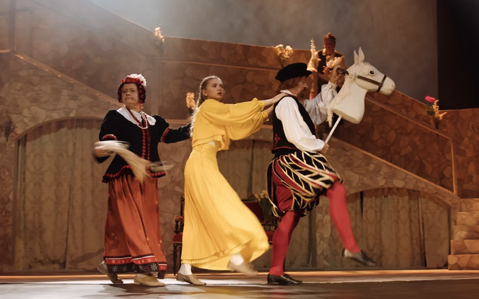 Endlas esietendus muusikaline koguperelavastus "Nösperi Nönni Natuke" | Teater