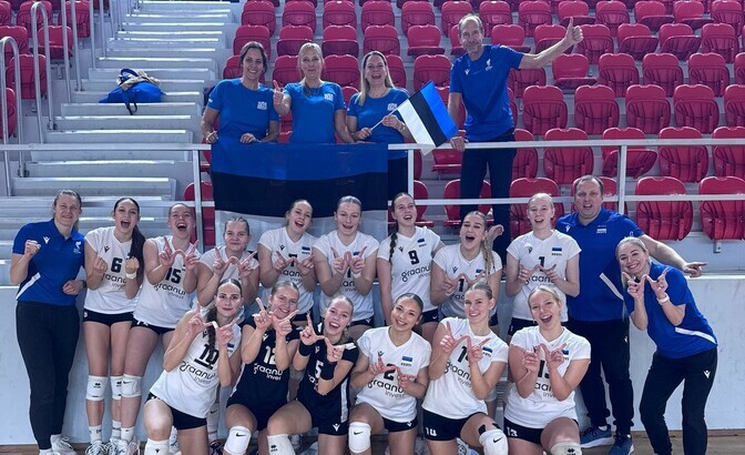 Neidude võrkpallikoondis alustas EEVZA turniiri kindla võiduga | Võrkpall