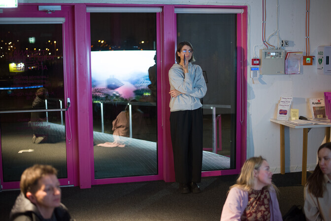 Galerii: Lasnamäe paviljonis avanes hüpiknäitus "Kuumus. Ulmelugu spaast" | Kunst