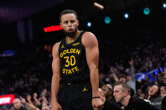 Curry üheksast kolmesest võiduks ei piisanud, Flaggilt punktirekord | Korvpall