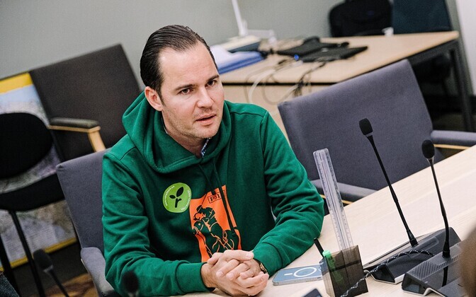 Kireva taustaga poliitik Degtjarenko liitus Parempoolsetega | uudised