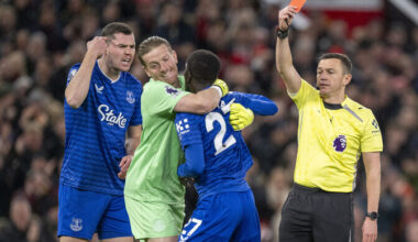 VIDEO | Tiimikaaslasele kõrvakiilu andnud Evertoni mängija eemaldati | Jalgpall