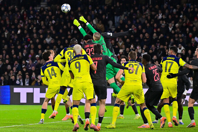 Pariisis löödi kaheksa väravat, Liverpool sai Anfieldil koslepi | Jalgpall