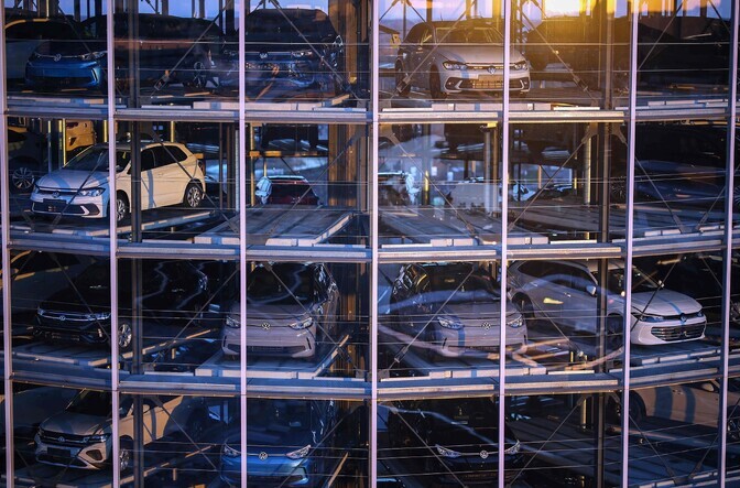 Saksamaa nõuab EL-ilt sisepõlemismootoriga autode müügikeelu tühistamist | Välismaa