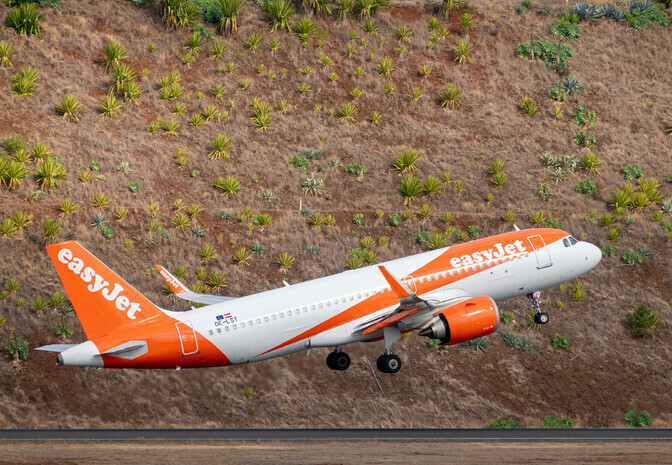 Airbus peatas tehnilise probleemi avastamisel ligi 6000 lennuki lennud | Välismaa