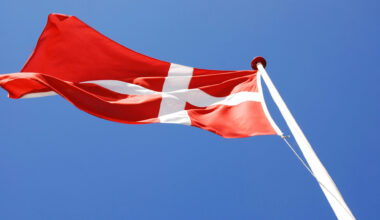 Taani plaanib sotsiaalmeedia alla 15-aastastele lastele ära keelata