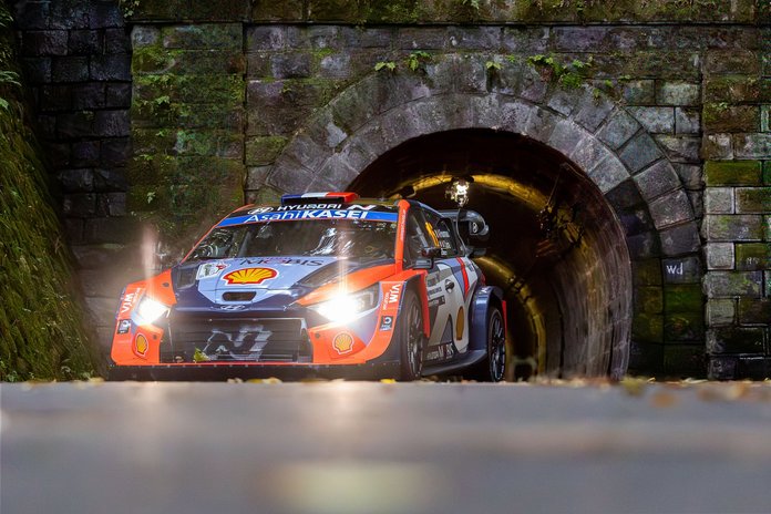 Adrien Fourmaux noppis laupäeva hommikul kaks katsevõitu.