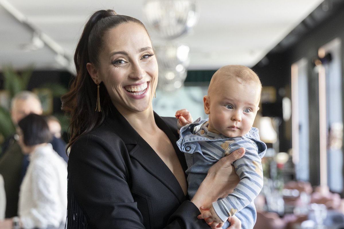 Elina Nechayeva teeb nelja keelt õppiva pojaga beebiviiplemist: muretsen, et tal võib peas olla korralik kompott keeltest