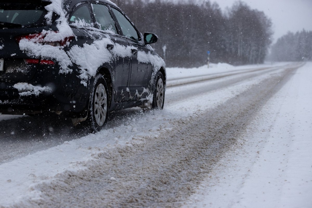 ILM | Hoiatus! Ilm muutub tormiseks, maha võib sadada kuni 4 cm lund