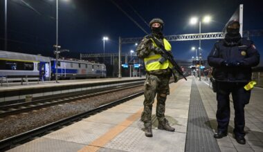 Poola alustas sabotaažijärgselt 10 000 sõduriga operatsiooni raudteede valvamiseks