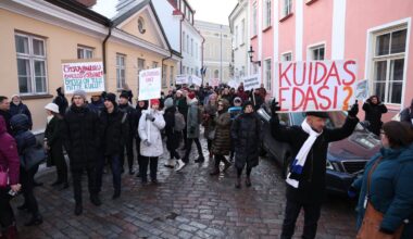 Haridusorganisatsioonid: osa õpetajaid võib hakata saama palka alla 1000 euro kuus