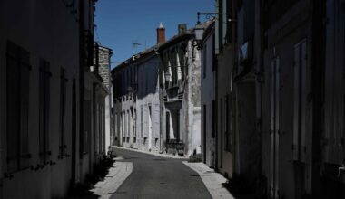 Prantsusmaa saarel rammis mees autoga kümmet inimest, mitu sai raskelt viga