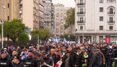 Tuhanded inimesed protesteerisid Rumeenia valitsuse kokkuhoiumeetmete vastu