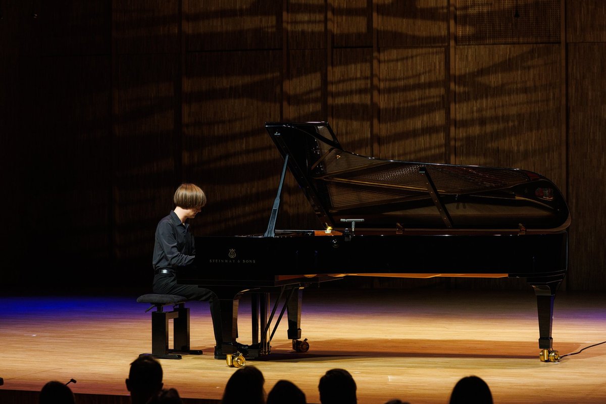 Klassikatäht Havryil Sydoryk: kolisime perega Eestisse muusika pärast - Eesti Päevaleht
