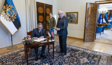 FOTOD | USA uus suursaadik Roman Pipko saabus Eestisse