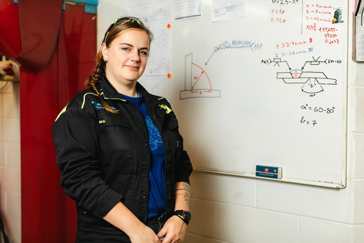 Juuksur õppis ümber keevitajaks ja julgustab teisigi. Oskustöölisi napib üha tõsisemalt