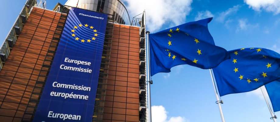 Euroopa Komisjon valmistub 19. novembril esitama laiap&otilde;hjalist meetmepaketti digitaalvaldkonna &otilde;igusraamistiku lihtsustamiseks ning halduskoormuse v&auml;hendamiseks.