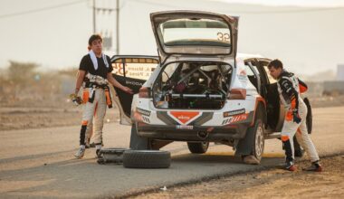 DELFI FOTOD | Eesti fännid jõuavad igale poole ja ikka see rehvijama ehk noppeid Saudi Araabia rallist vol 2 - Delfi Sport