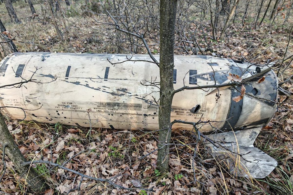 SÕJARAPORT | Teet Kalmus: Venemaa on kimbatuses. Ukraina korraldas esimese suure lennuulatusega ballistiliste rakettide rünnaku