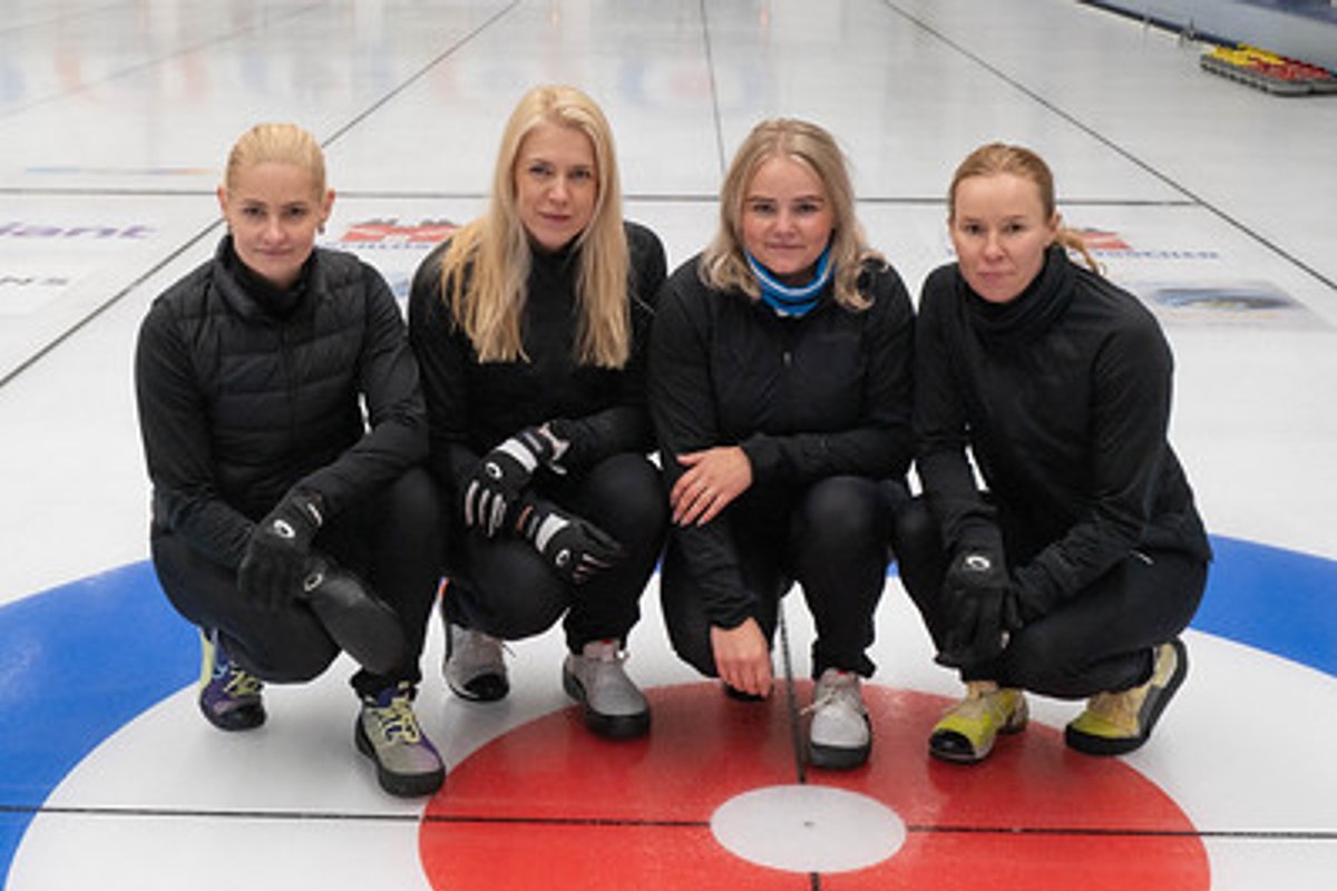 Eesti kurlingunaiskond jätkas EM-i võidu ja kaotusega