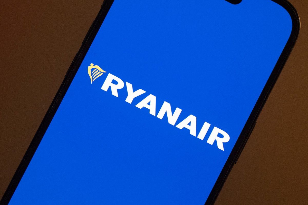 Ryanair loobub ülehomsest paberil pardakaartidest. Edaspidi pääseb lennule vaid nutitelefoni abil