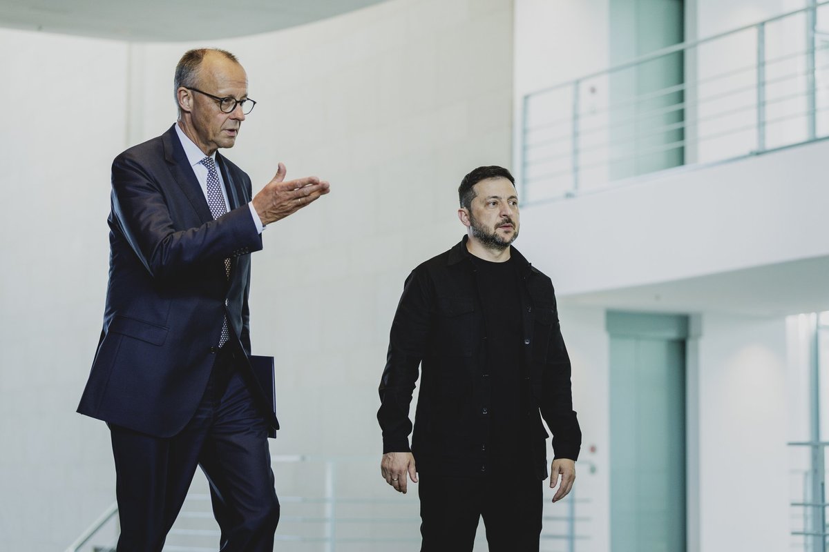 Merz Zelenskõile: noored Ukraina mehed peaksid koju jääma