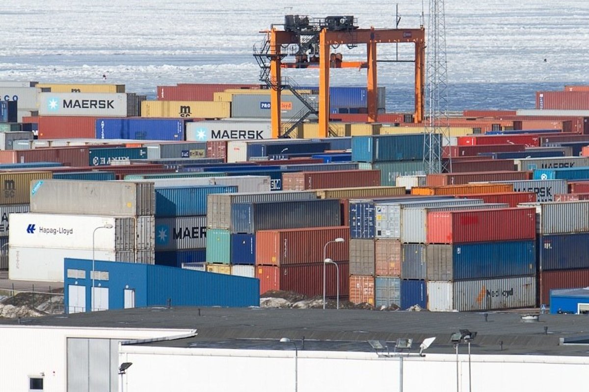 Kasvasid nii kaupade eksport kui import. Enim eksporditi elektriseadmeid ja imporditi toidukaupu