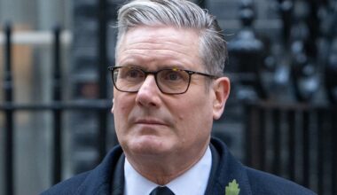 Suurbritannia peaministri Keir Starmeri liitlased kardavad, et tema ametikoht võib erakonnasiseselt ohus olla