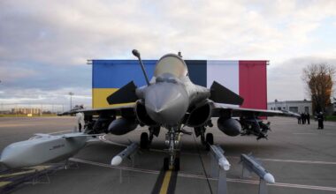 Ukraina sõlmis Prantsusmaaga kokkuleppe kuni 100 hävituslennuki Rafale hankimiseks