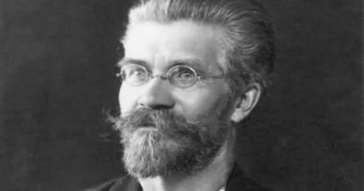 TÄNA AJALOOS ⟩ Tallinnas avati esimene eesti skulptori loodud monument