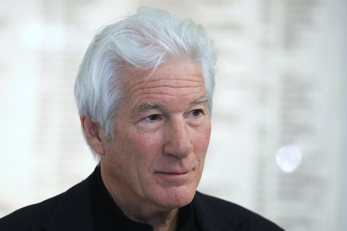 KLÕPS | Näitleja Richard Gere ilmus üle pika aja abikaasaga seltskonda