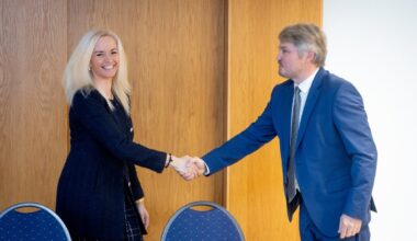 FOTOD | Isamaa, Sotsiaaldemokraadid ja Parempoolsed sõlmisid Rae vallas koalitsioonileppe