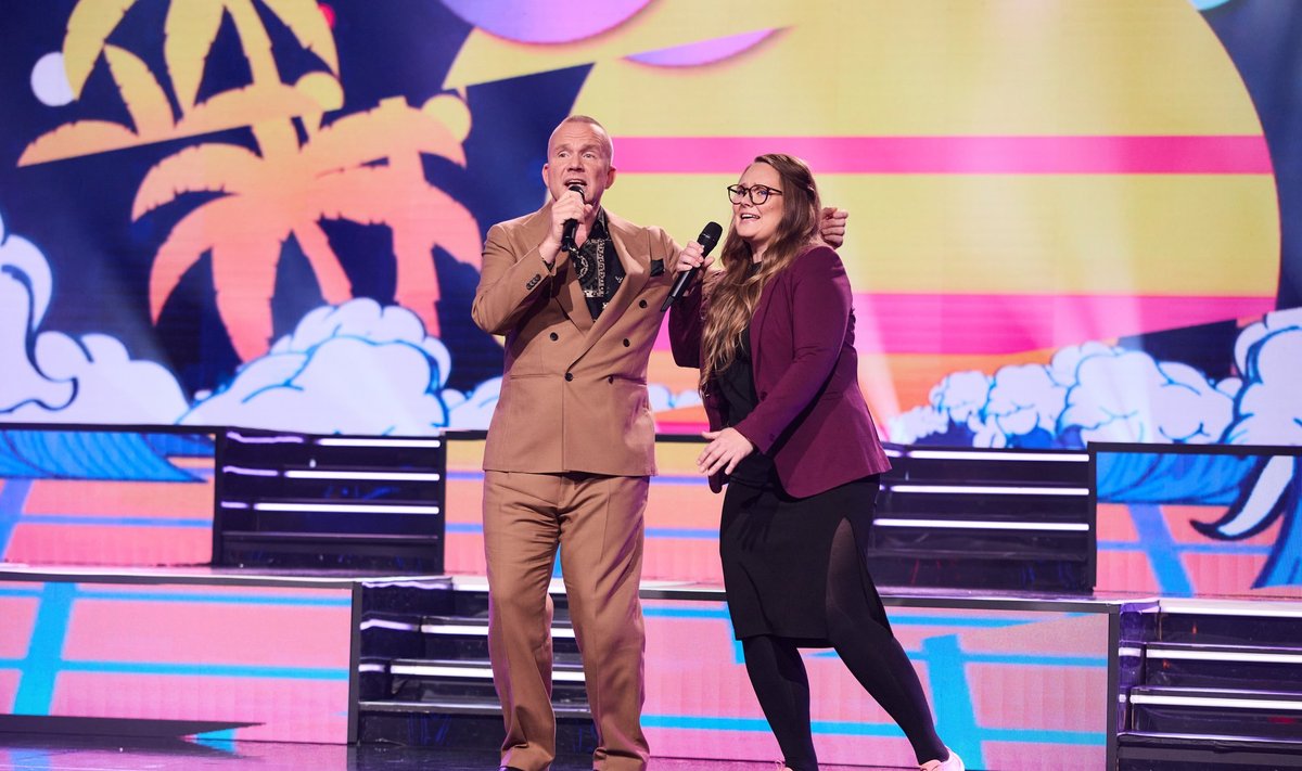 LÕPPVAATUS: Kadi astus lavale koos Lauri Liiviga. Arvajad ja nõunikud tegid suured silmad, kui ta häält kuulsid.